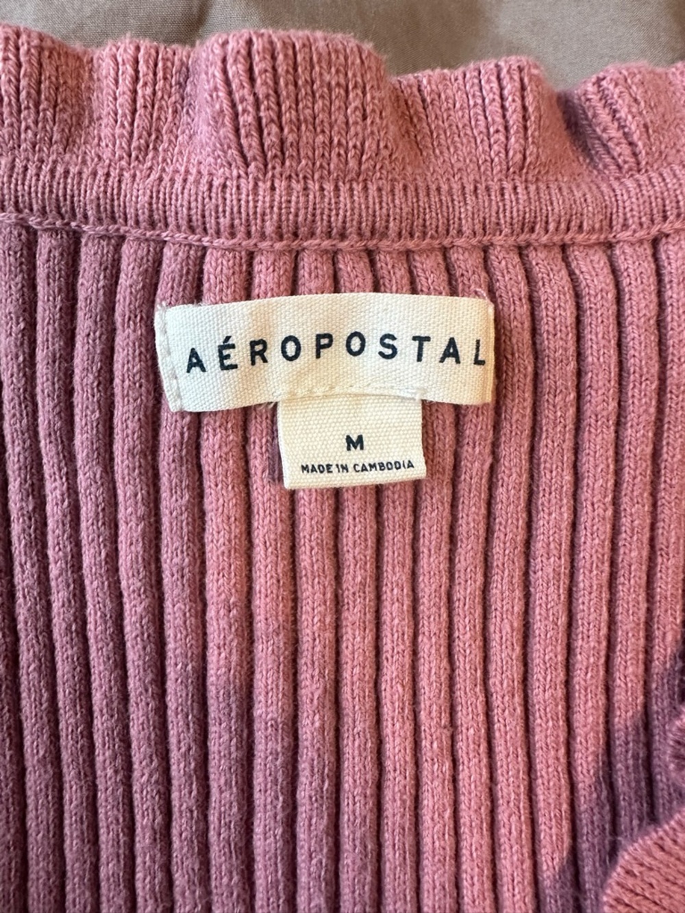Aéropostale Pink Ribbed Ruffle Button Crop Top Womens Medium Babydoll Dainty - Picture 3 of 6